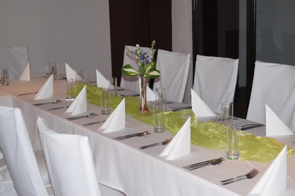Arbiter Hotel Elblag Esterno foto